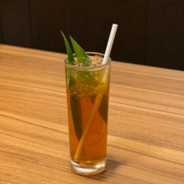 R09 - Trà Lá Dứa Hạt Chia
